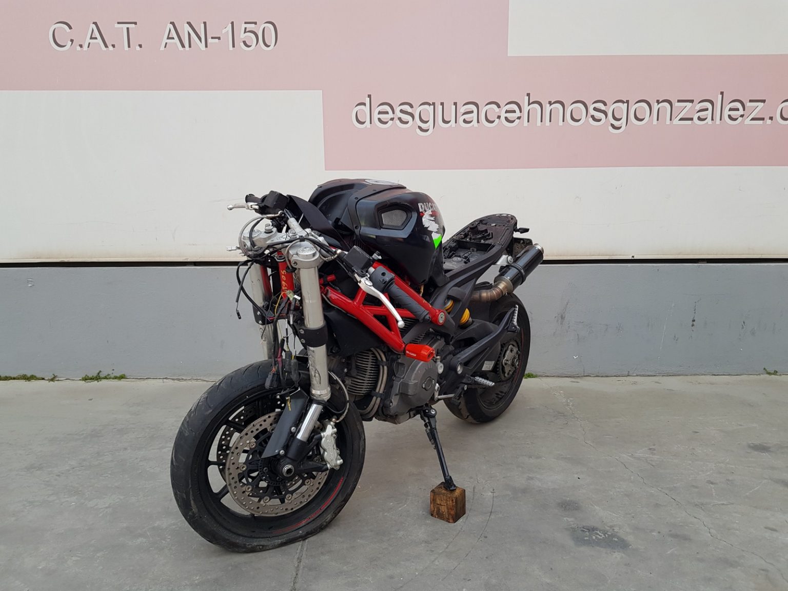 ducati monster 796 abs 2011