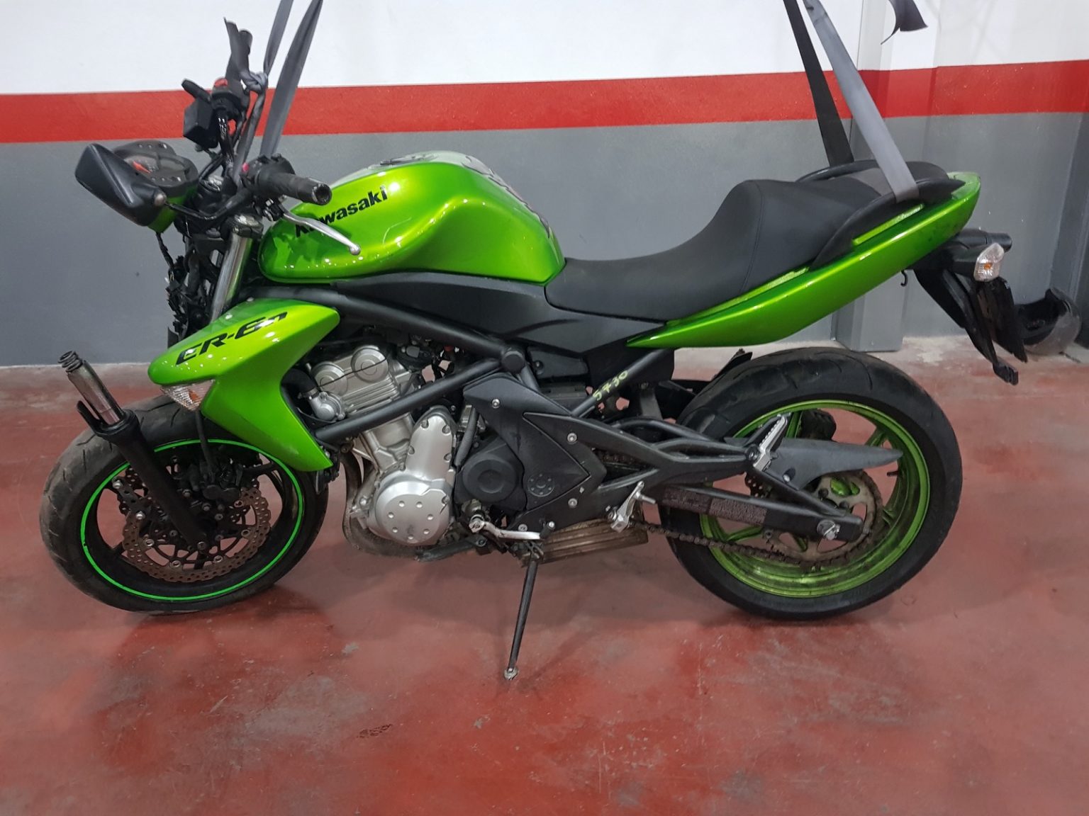 Réservoir De Moto KAWASAKI ER-6 N - Modèles 2006 à 2008 - Occasion