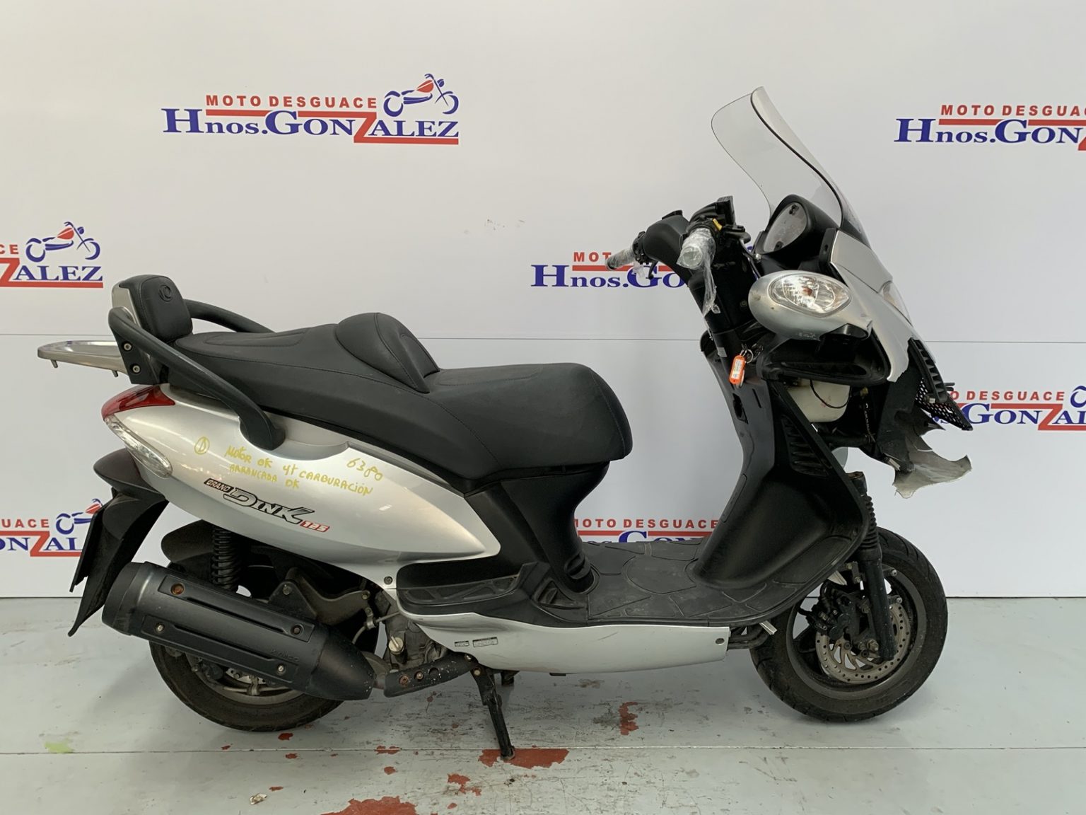 Bremssattel Vorne Silber Für Kymco Dink 125 Bet & Win Bj. 2004-2006